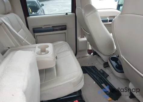 2008 Ford F-250 Fx4/Harley-Davidson/King Ranch/Lariat/Xl/Xlt from USA, damaged, VIN 1FTSW21Y08EC49842